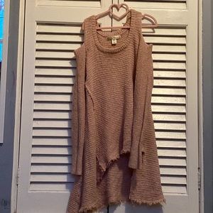 comfy pink sweater 🤍